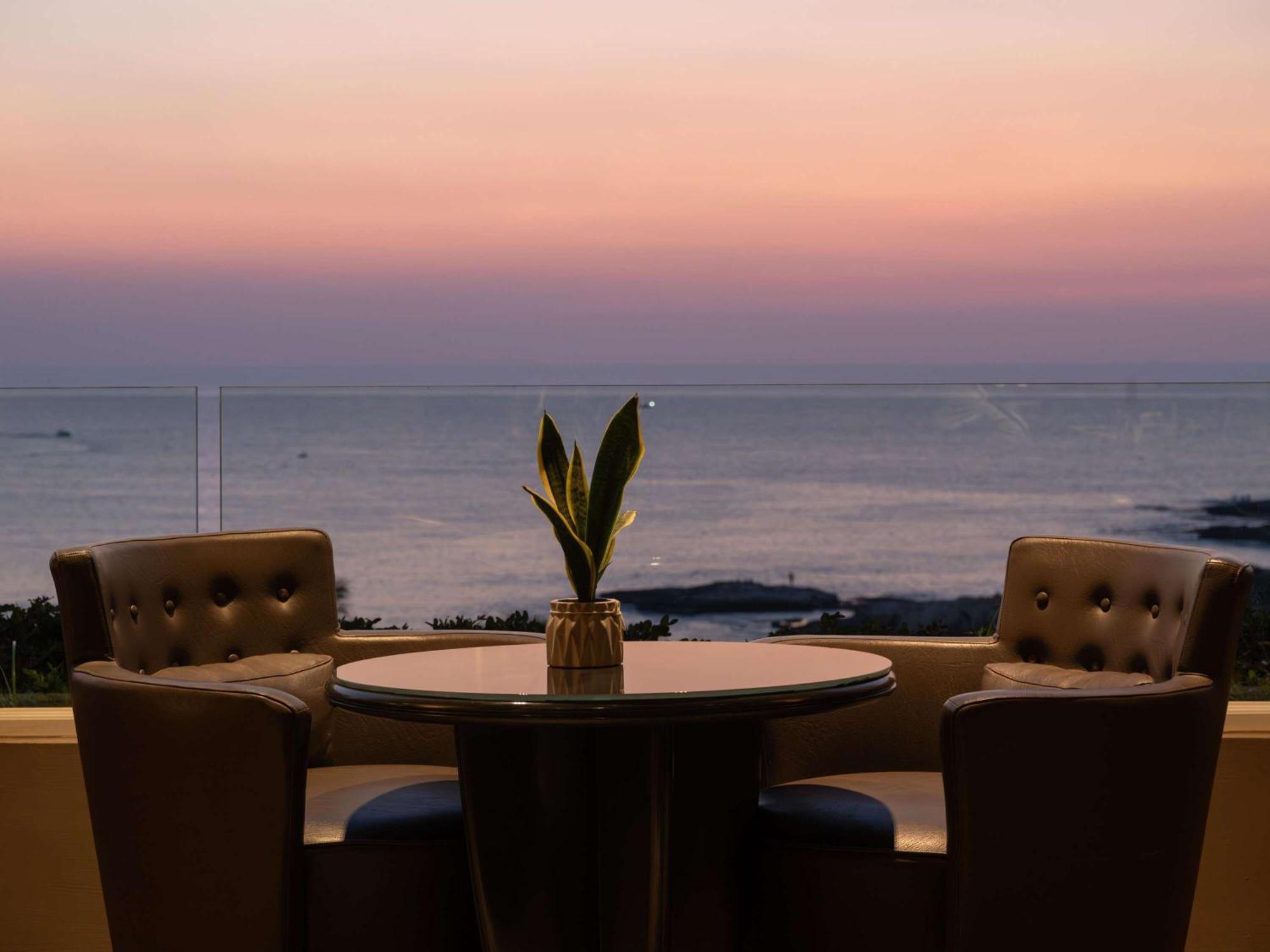 Moevenpick Hotel ביירות מראה חיצוני תמונה