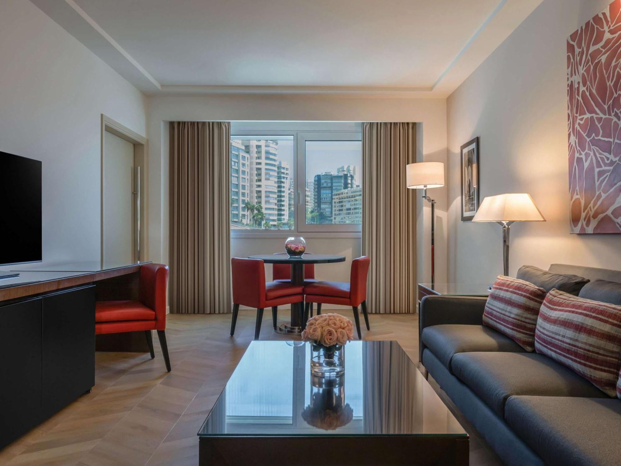 Moevenpick Hotel ביירות מראה חיצוני תמונה