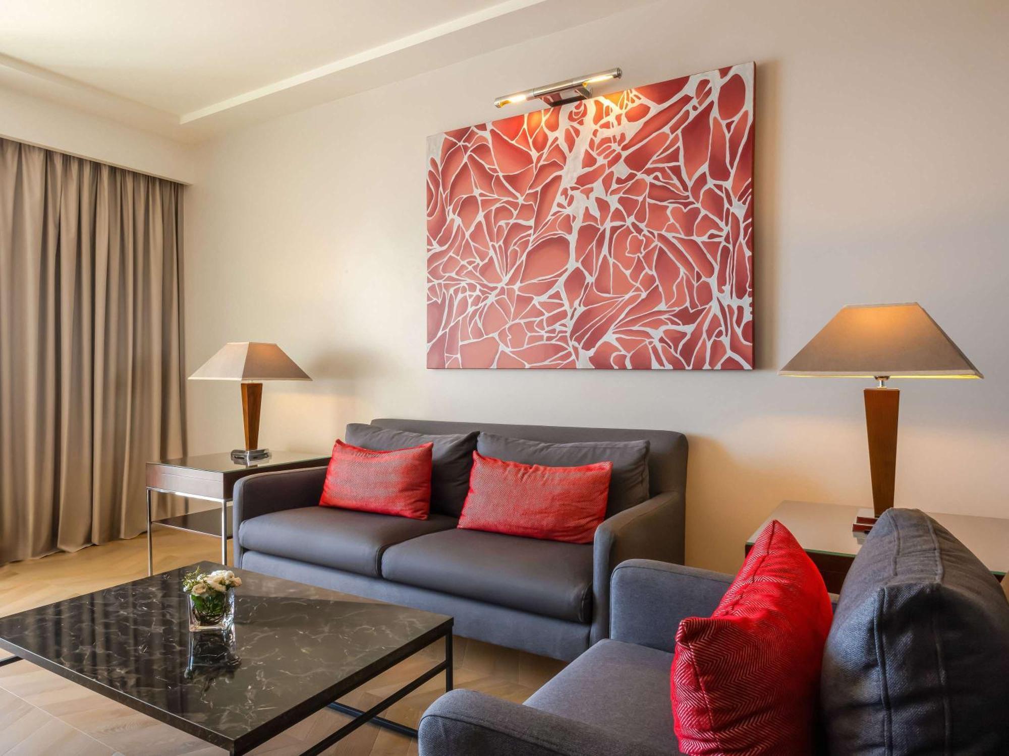 Moevenpick Hotel ביירות מראה חיצוני תמונה
