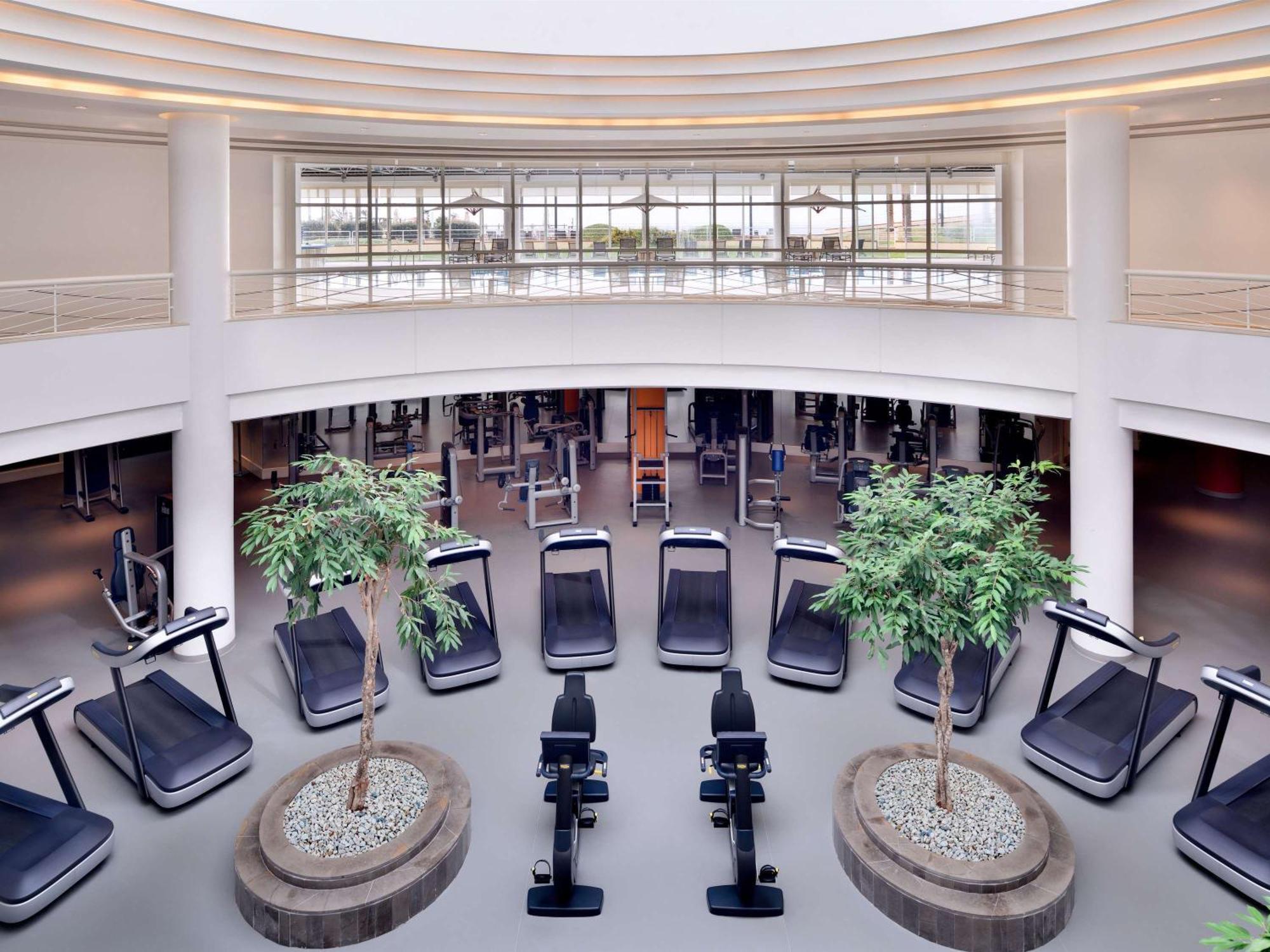 Moevenpick Hotel ביירות מראה חיצוני תמונה